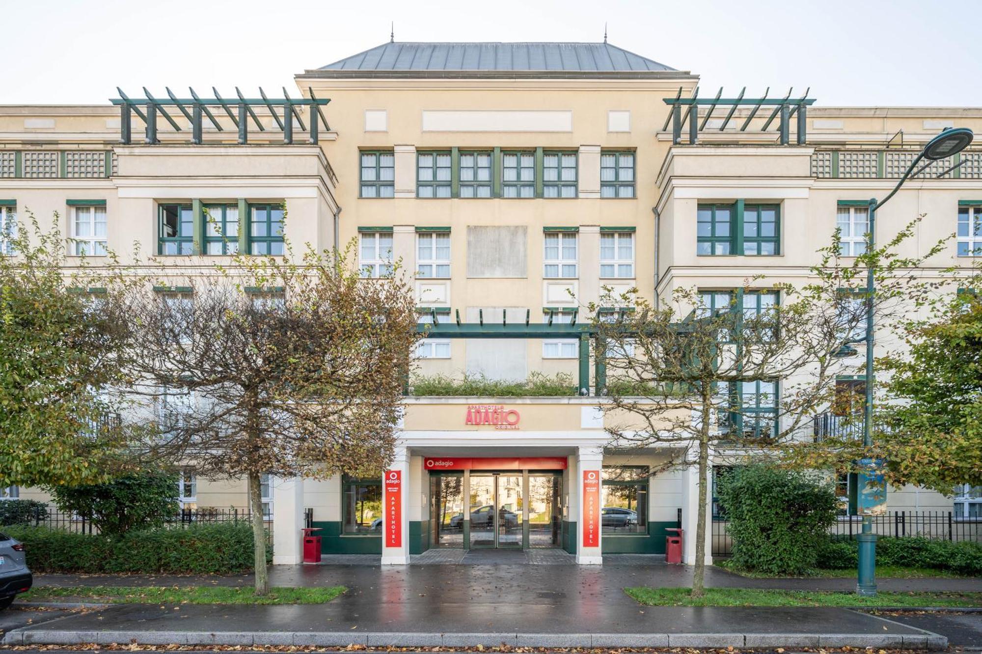 Immodely & La Parade De Disney Serris Exterior photo
